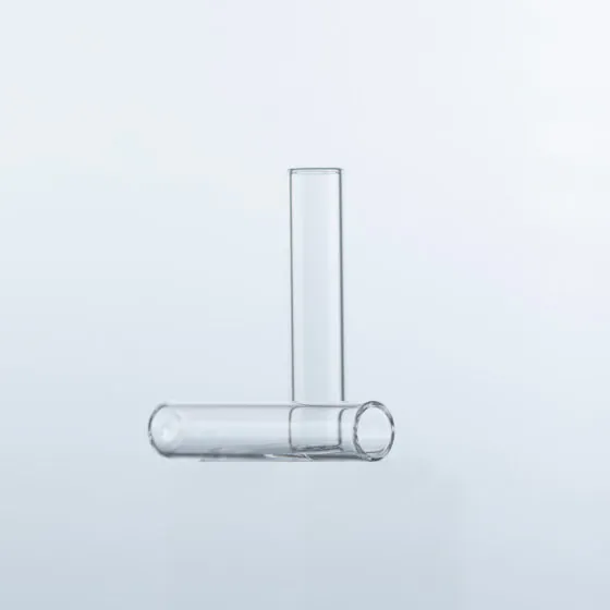 Threaded neck glass vials by Pharmaglas