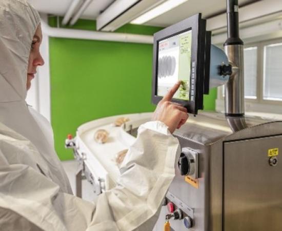 X-RAY TECHNOLOGY WITH LASER VISION