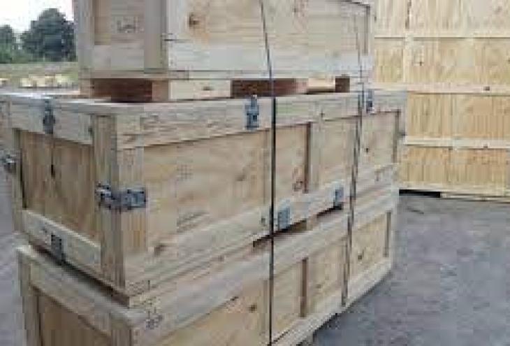 WOODEN CRATES IN THE SHIPPING INDUSTRY